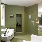 Cecyl Centre Hotel Reims