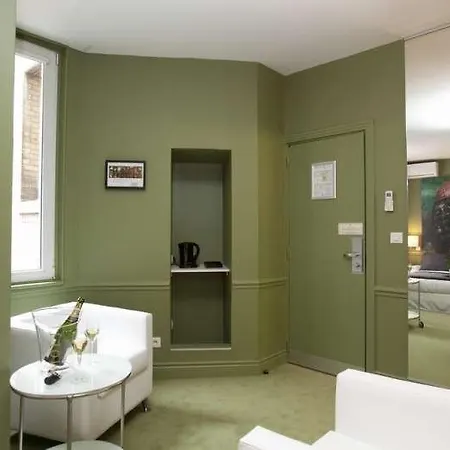 Cecyl Centre Hotel Reims
