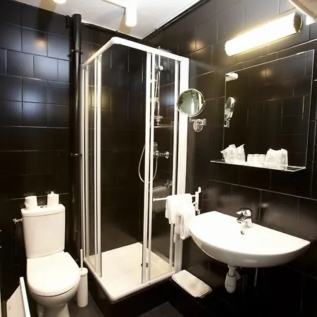 Cecyl Centre 3* Реймс