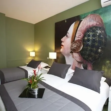 Cecyl Centre Отель Реймс