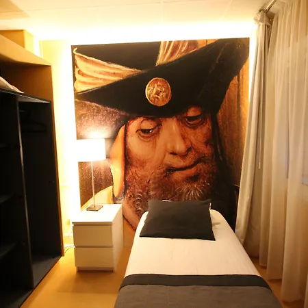 Cecyl Centre 3* Реймс