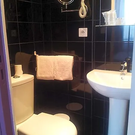 Cecyl Centre 3*