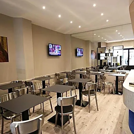Hotel Cecyl Centre 3*