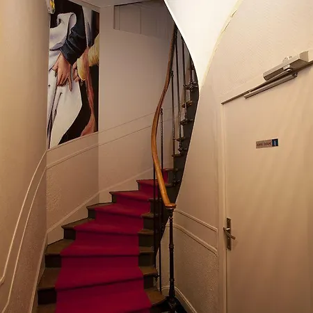 Hotel Cecyl Centre 3*
