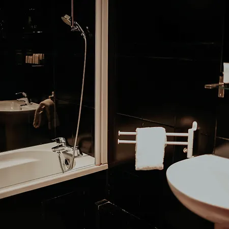 Hotel Cecyl Centre Reims