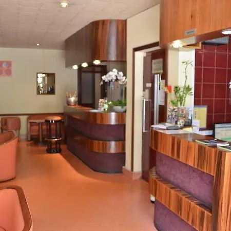 Hotel Cecyl Centre Reims