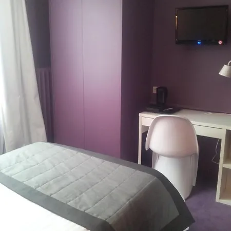 Cecyl Centre 3*