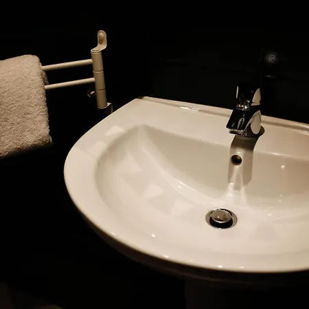 Отель Cecyl Centre