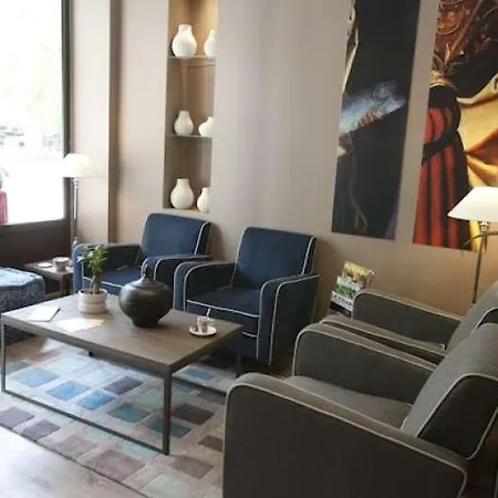 Cecyl Centre 3*