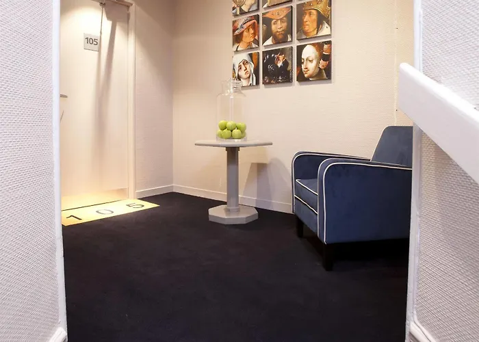 Cecyl Centre Hotel Reims