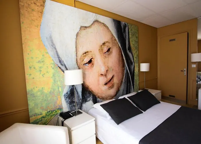 Cecyl Centre Hotell Reims